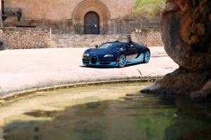 Bugatti Veyron 16.4 Grand Sport Roadster Vitesse 2012 года  (NA)